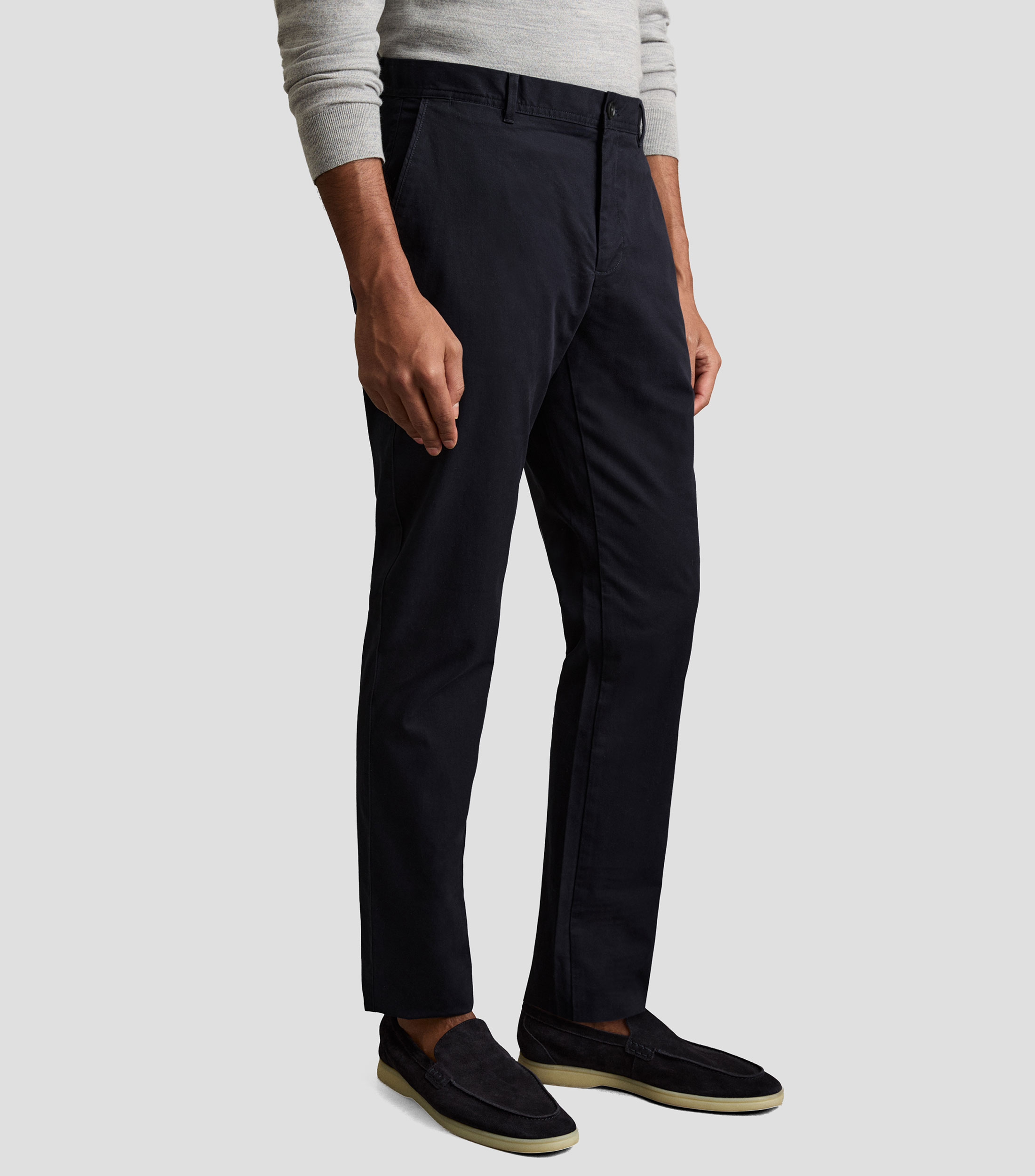 Pantalón casual tipo chino Hombre